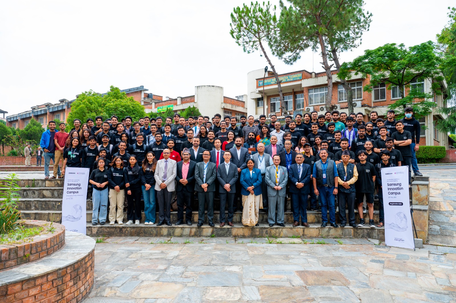 काठमाडौंमा सामसङ इनोभेसन क्याम्पसका विद्यार्थीहरूको पहिलो ब्याचको कोडिङ र प्रोग्रामिङ कोर्स सम्पन्न